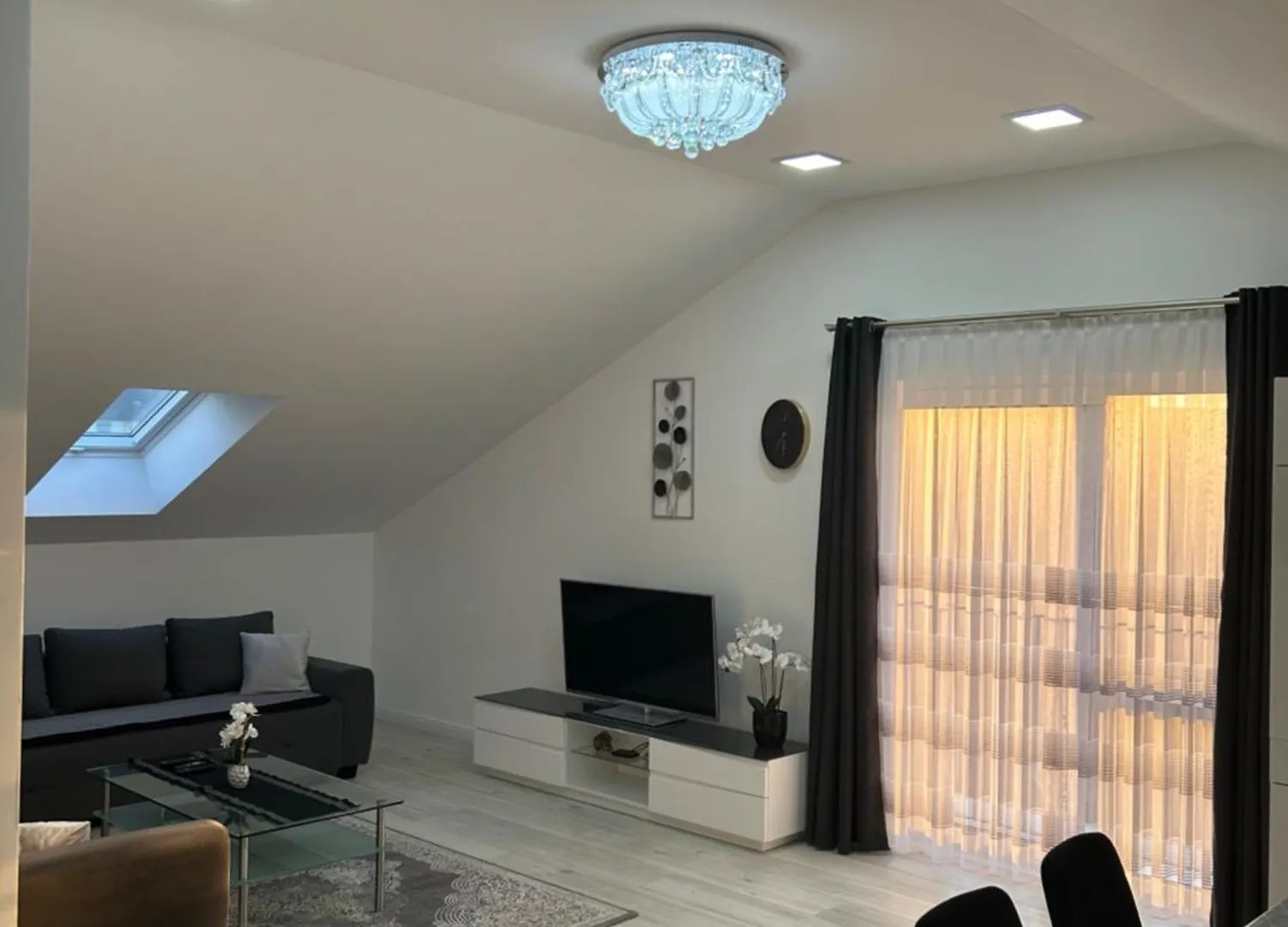 Bane Apartments 95Qm - Messewohnung, Ferienwohnung,Monteurwohnung location